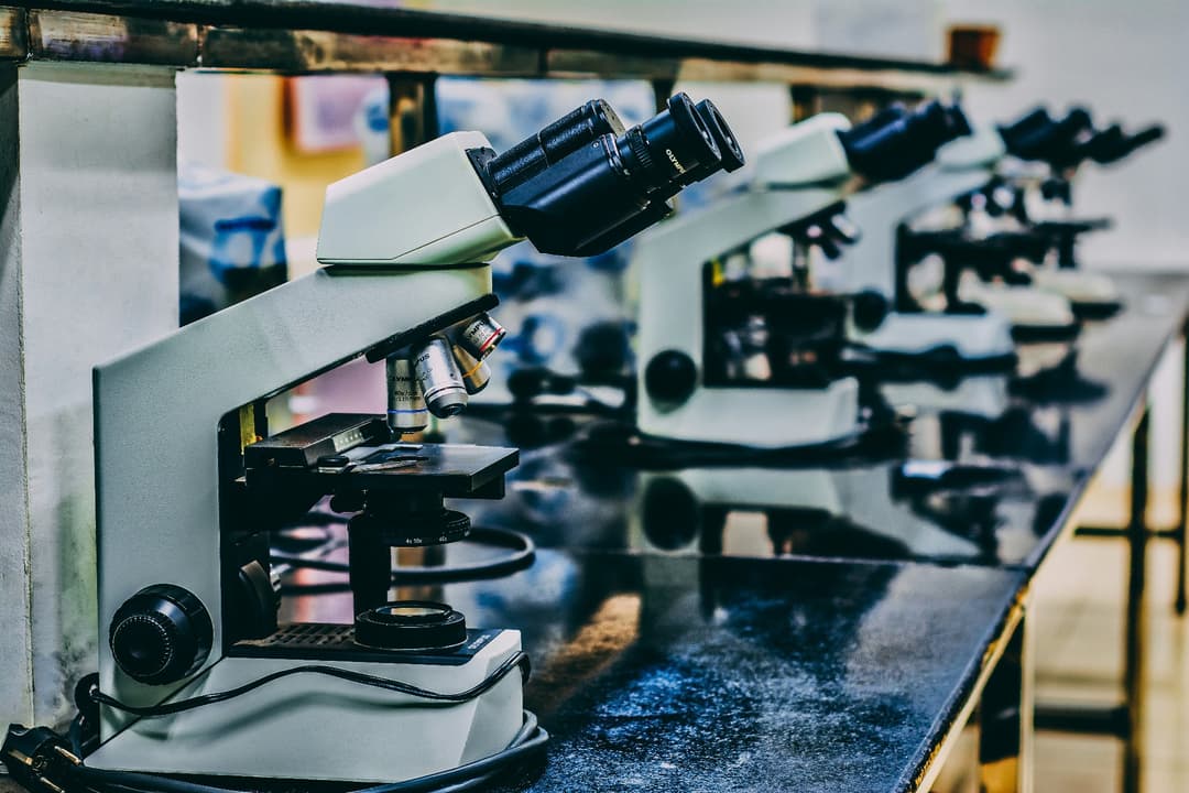 A Buyer’s Guide to Refurbished Medical Equipment